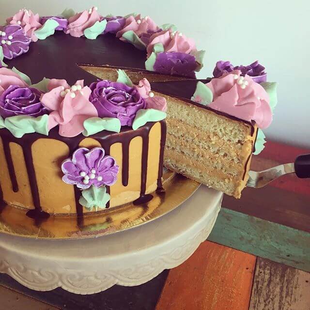 Torta con flores de buttercream